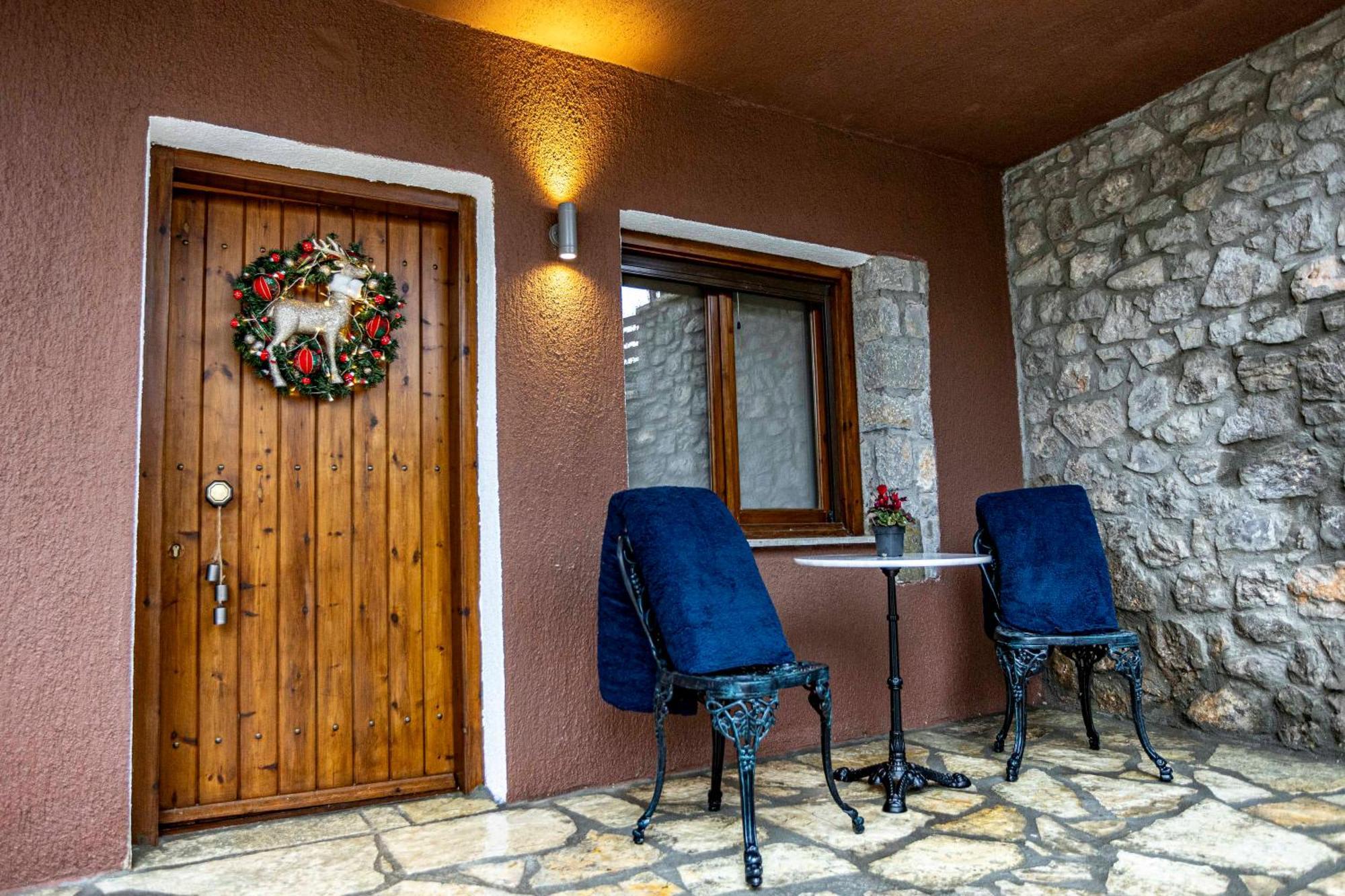 Mz Reindeer Hotel Kalívia Екстериор снимка
